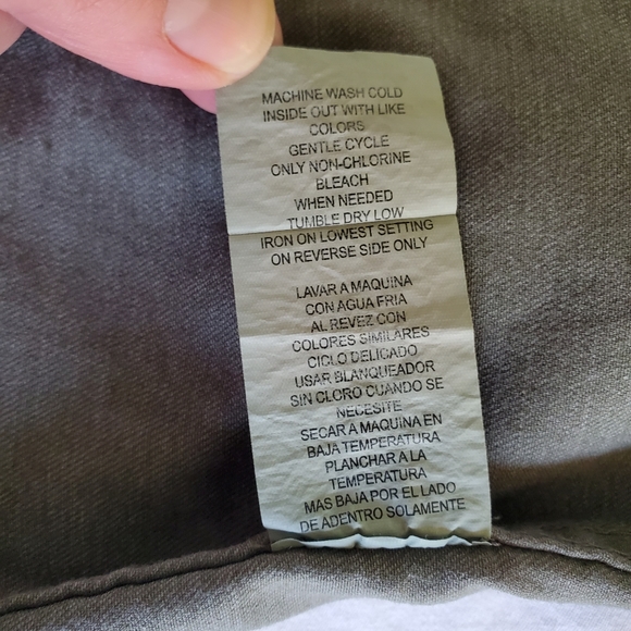 Jolt Skirt - Size 9 - Picture 8 of 10